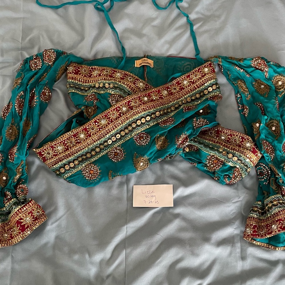 Namaslay Collective Golden Goddess Jasmine Set